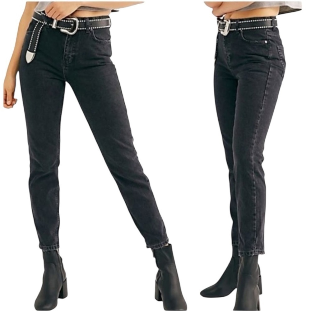 We The Free High-Waisted Tapered Leg Jeans. Black / Gray Size 26 #1684